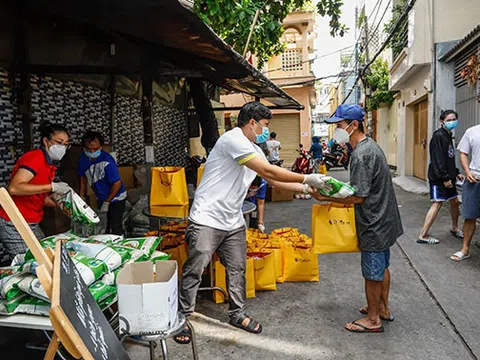 T&T group tặng 100.000 suất quà tổng giá trị 30 tỷ đồng cho người dân TP. HCM gặp khó khăn do Covid - 19