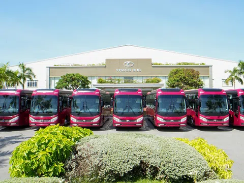 Ra mắt xe bus giường nằm cao cấp THACO tại Philippines